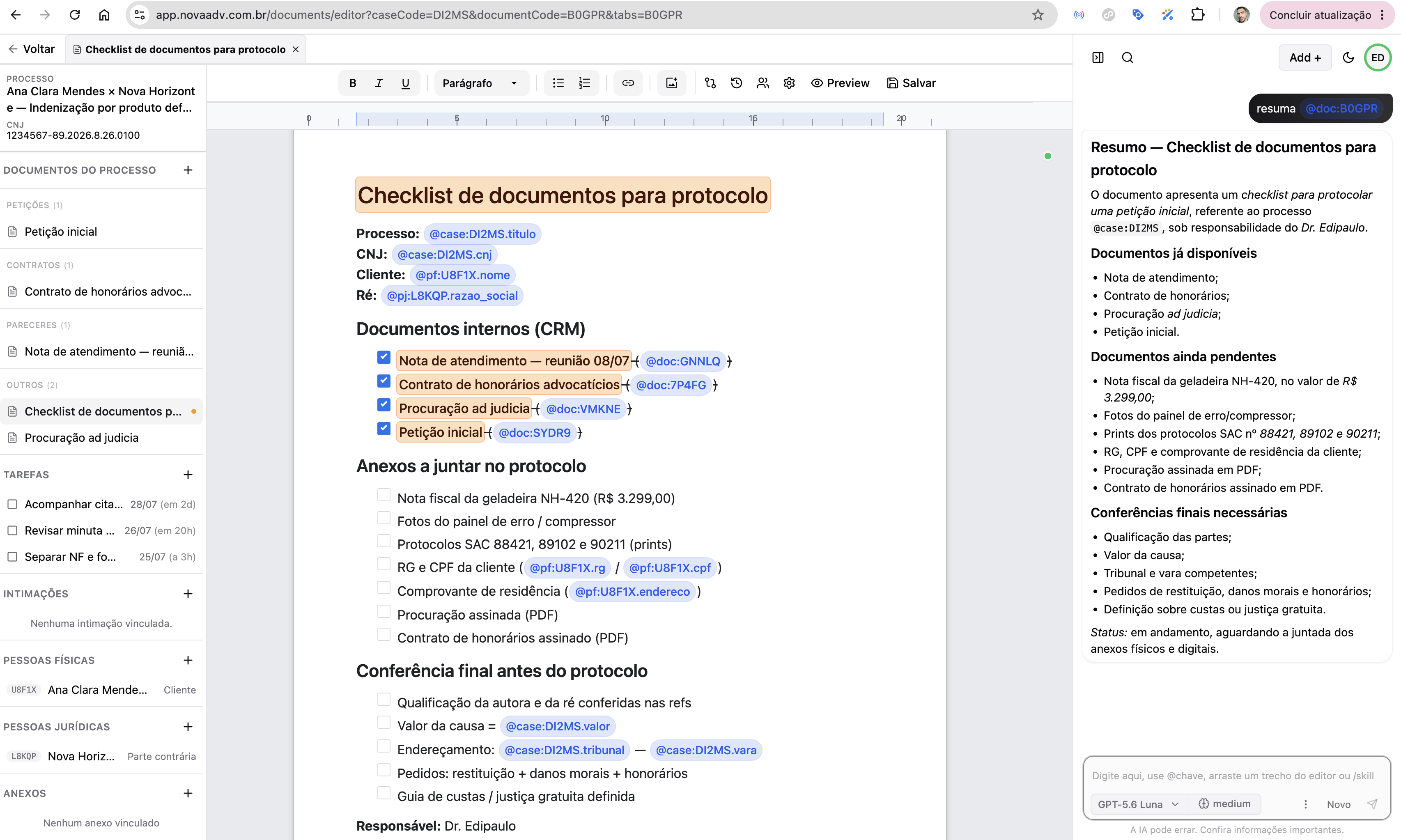 Editor de documento com chaves dinâmicas do processo e resumo gerado pela IA